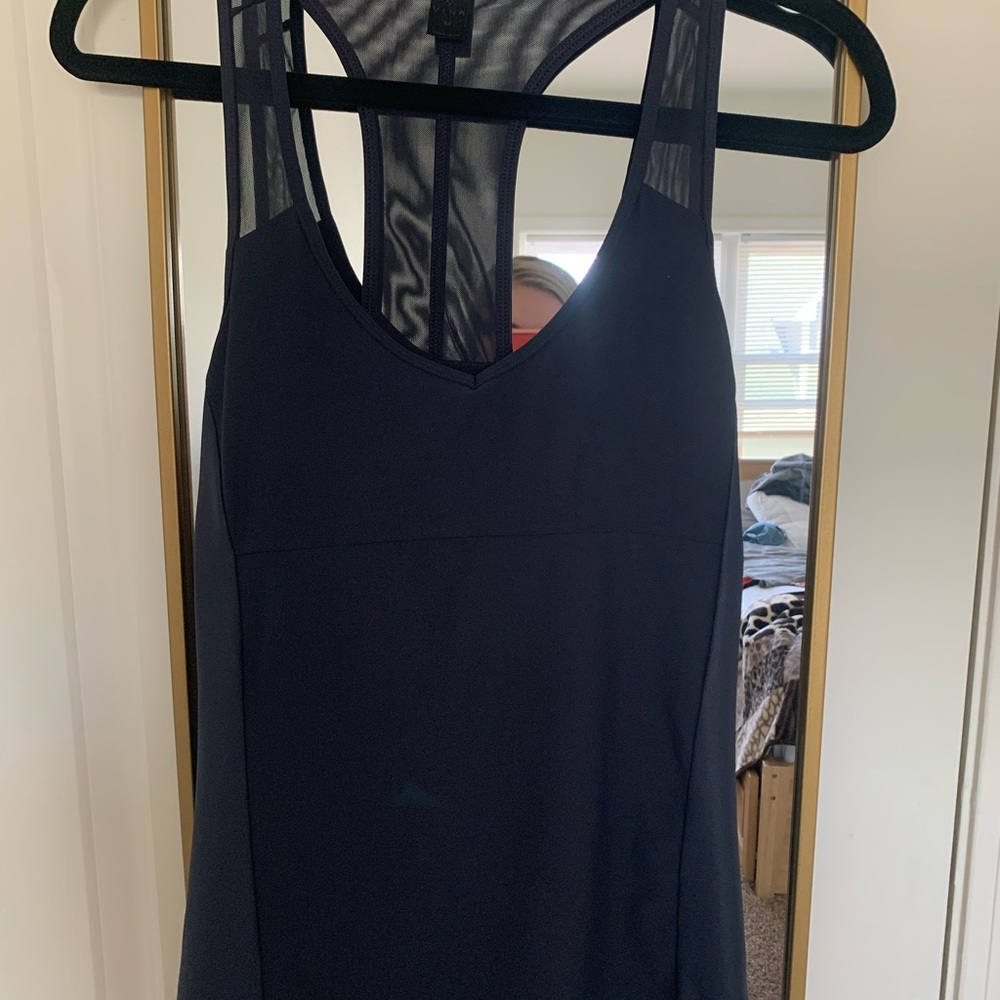 Navy blue workout top!